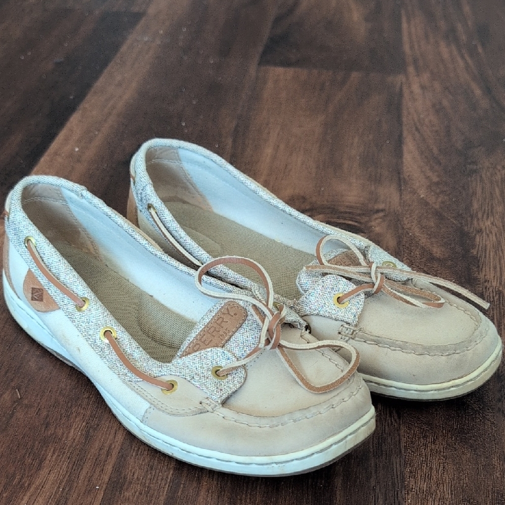 Sperry Women's Beige and Tan Boat Shoes